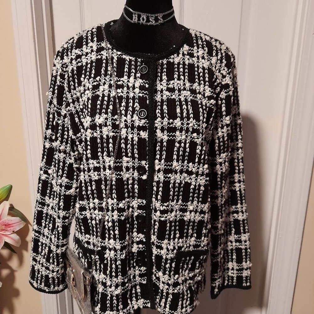 WOMEN'S JM COLLECTION BY JENNIFER MOORS